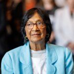 Navi Pillay Nobel - Navi Pillay saat memberikan pidato mengenai penegakan hak asasi manusia internasional di markas PBB.