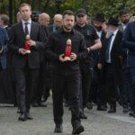 Serangan Kilang Rusia - Presiden Ukraina Volodymyr Zelensky memberikan tanggapan terkait kritik Donald Trump mengenai strategi serangan terhadap infrastruktur energi Rusia.