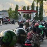 Antrean di SPBU Samarinda