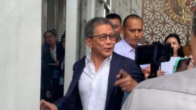 Rocky Gerung dilantik sebagai anggota Dewan Pertimbangan Presiden (Wantimpres)