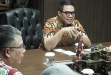 Wali Kota Samarinda Andi Harun saat menerima audiensi pengurus Badan Pimpinan Cabang (BPC) Perhimpunan Hotel dan Restoran Indonesia (PHRI) Kota Samarinda