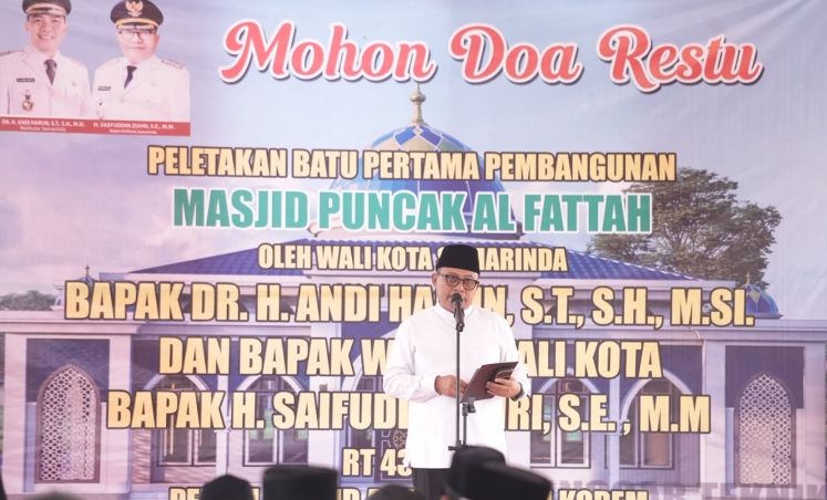 Wakil Wali Kota Samarinda, Saefuddin Zuhri hadiri peletakan batu pertama Masjid Puncak Al Fattah pada Minggu (4/10/2026)
