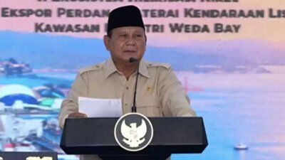 Presiden Republik Indonesia Prabowo Subianto meluncurkan ekspor perdana baterai kendaraan listrik sekaligus 11 proyek hilirisasi