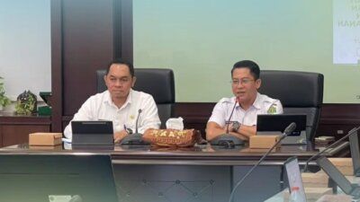 Rapat Badan Pendapatan Daerah (Bapenda) Provinsi Kalimantan Timur bersama Dinas Komunikasi dan Informatika (Diskominfo)
