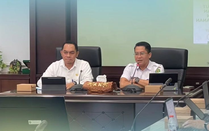 Rapat Badan Pendapatan Daerah (Bapenda) Provinsi Kalimantan Timur bersama Dinas Komunikasi dan Informatika (Diskominfo)