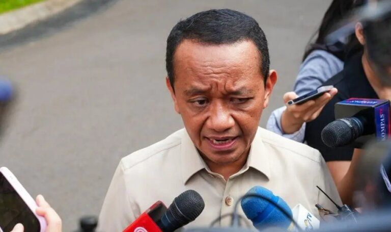 Menteri Koordinator Bidang Hilirisasi dan Transisi Energi merangkap Menteri Energi dan Sumber Daya Mineral (ESDM) Bahlil Lahadalia