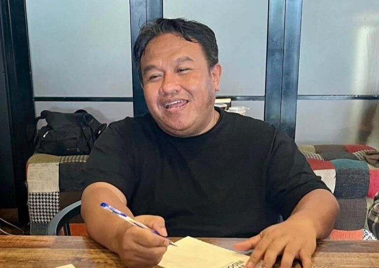 Sutradara dokumenter Pesta Babi, Dandhy Dwi Laksono