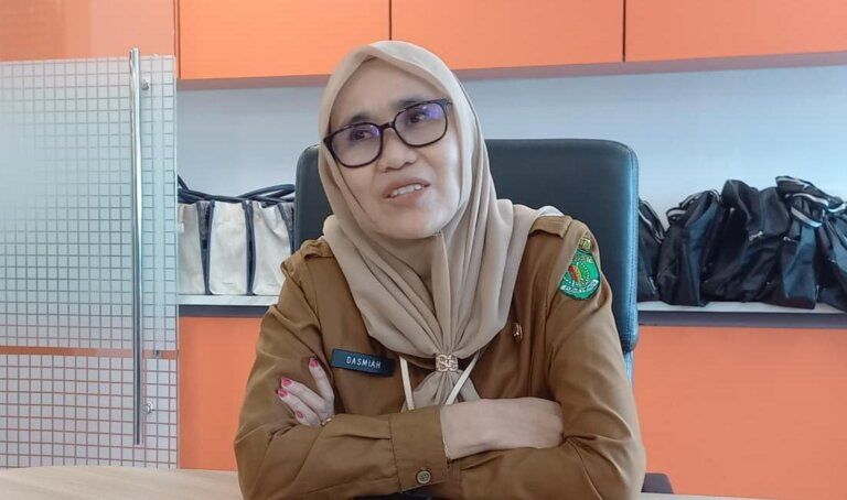 Kepala Bapenda Kaltim Dasmiah
