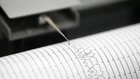 Gempa Bumi Vanuatu - Wilayah pesisir Vanuatu tetap tenang setelah guncangan gempa bumi magnitudo 6,3 tanpa ada ancaman tsunami.
