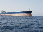 Konflik Selat Hormuz - Situasi mencekam di perairan Selat Hormuz setelah sebuah kapal kontainer hantam ranjau laut dan tenggelam di tengah ketegangan militer.