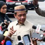 Kewenangan BUK Migas - Menteri ESDM Bahlil Lahadalia saat memberikan keterangan terkait penguatan regulasi di sektor hulu migas nasional. (Foto: Dok. Kalber)