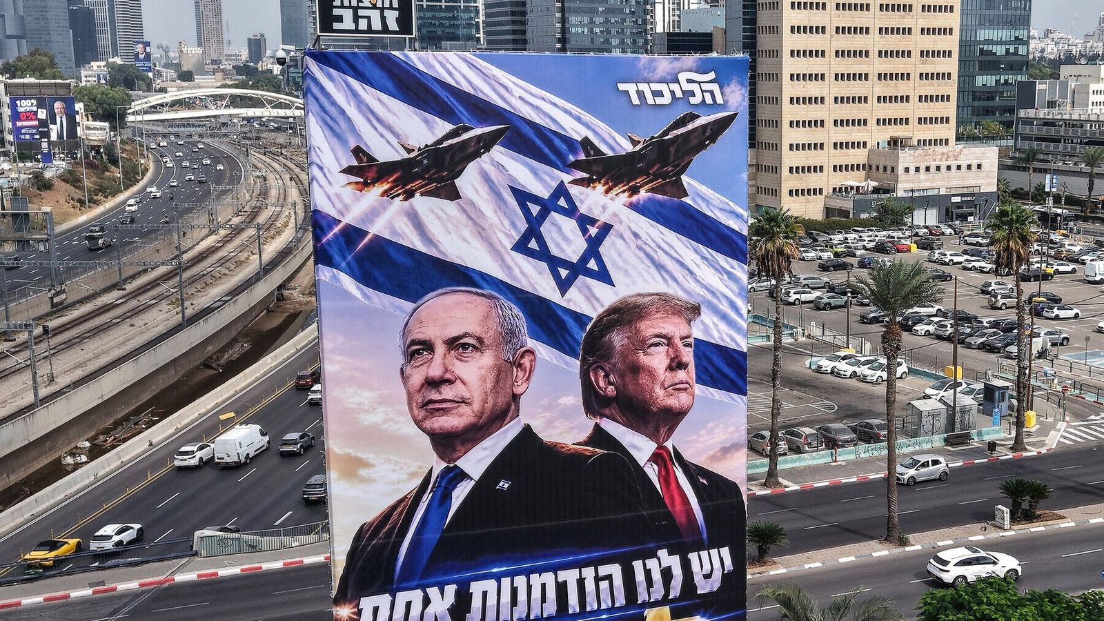 Stabilitas Politik Global - Perspektif analitis mengenai pengaruh kebijakan luar negeri Iran dan stabilitas politik global terhadap percepatan investasi di Ibu Kota Nusantara.